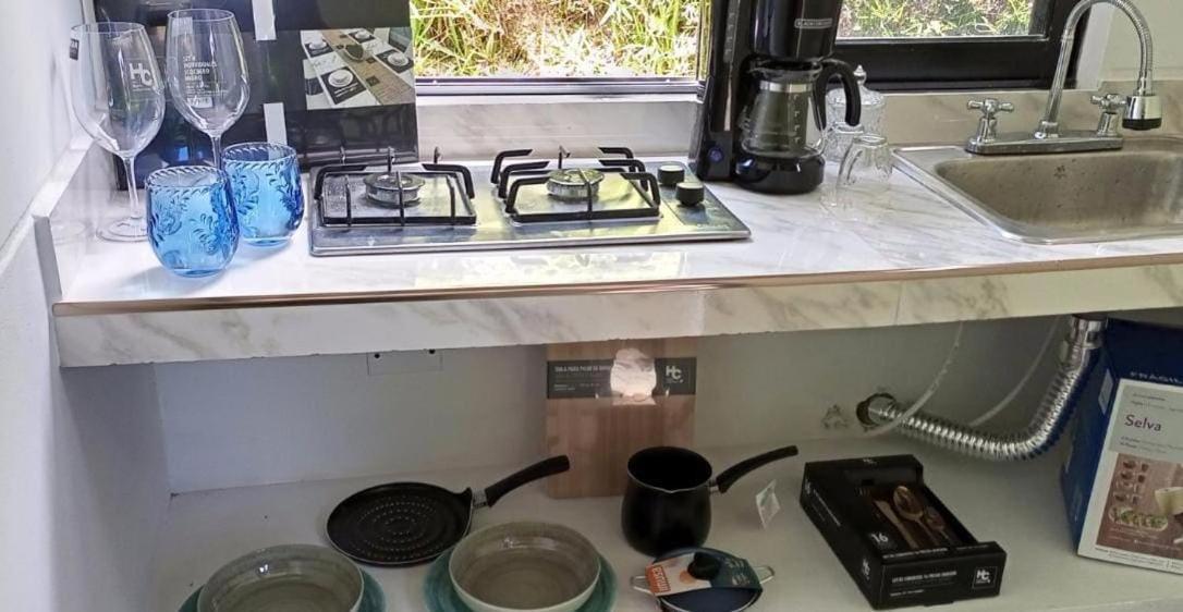 Sin Prisa "Not Rush" Cabana Preciosa! Con Jacuzzi, Vista Y Acceso Directo Al Embalse, Vista A La Piedra , Deporte Acuatico Paddle Board And Breakfast Incluidos ! Imperdible Guatapé Εξωτερικό φωτογραφία